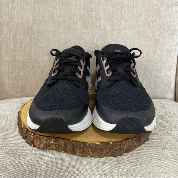 New Balance Women's WX715 Running Shoe - Picture 6 of 13